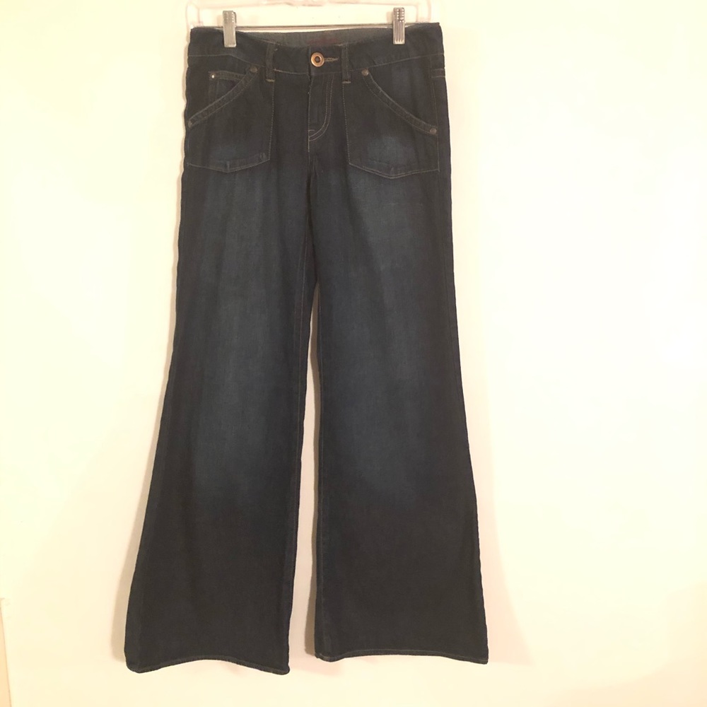 One Community Flare Leg Women’s Jeans Size 3